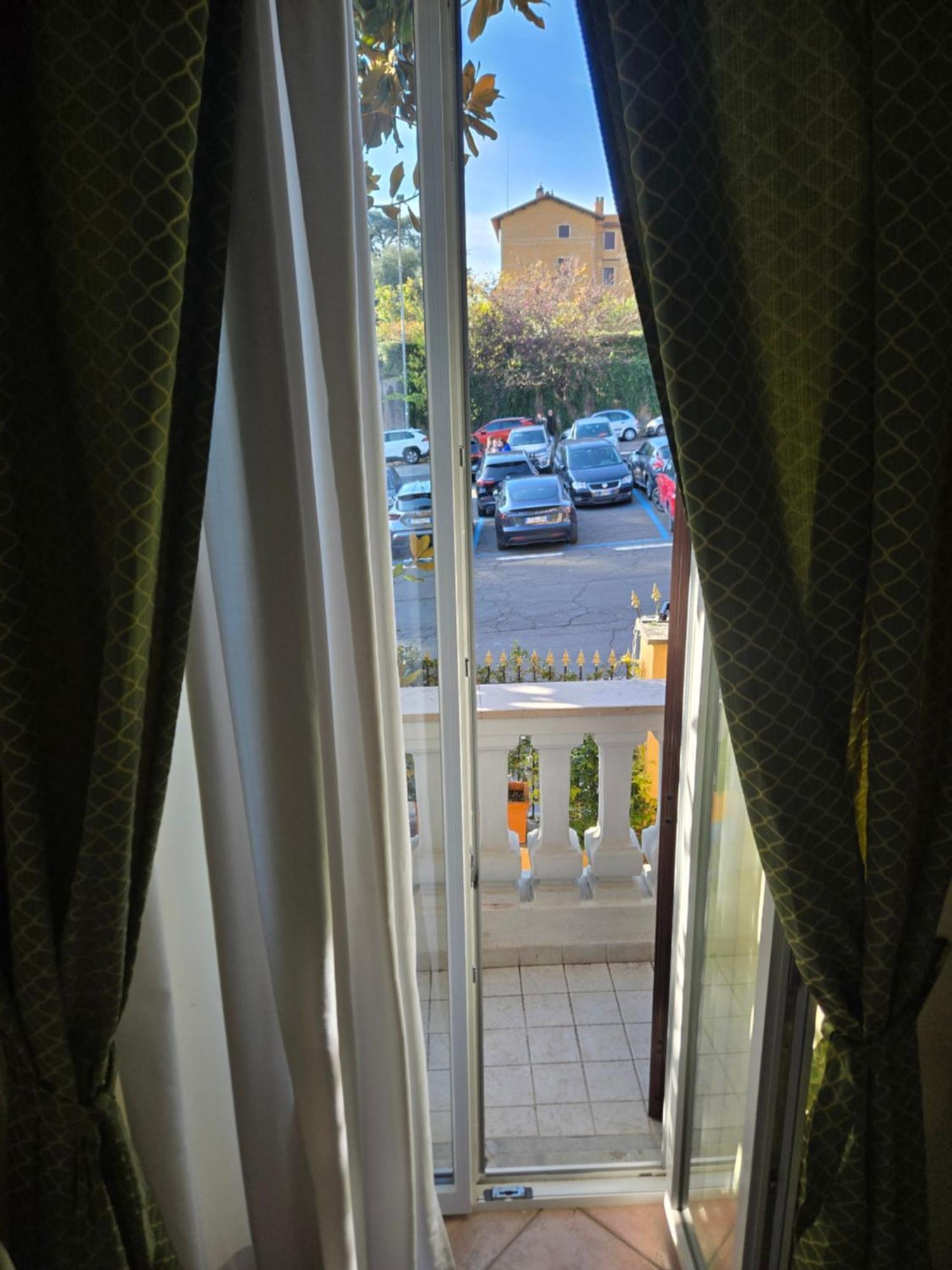 Sourire Hotel Rome Exterior photo
